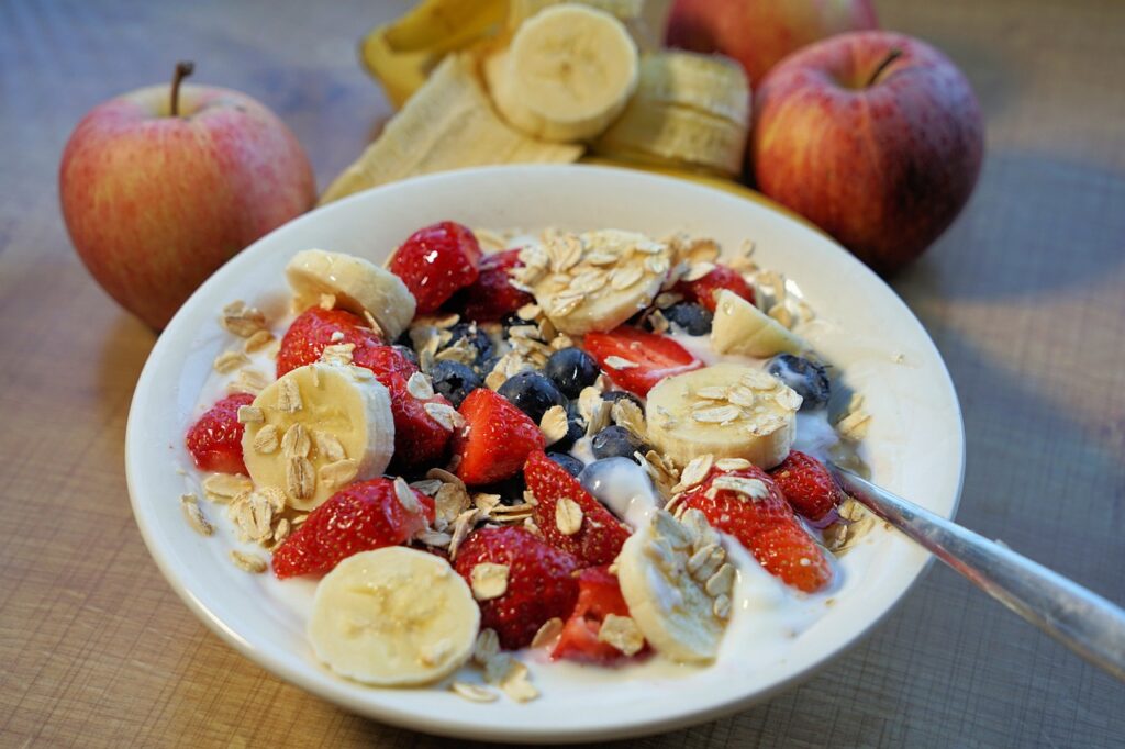 cereal, breakfast, fruit-5255994.jpg